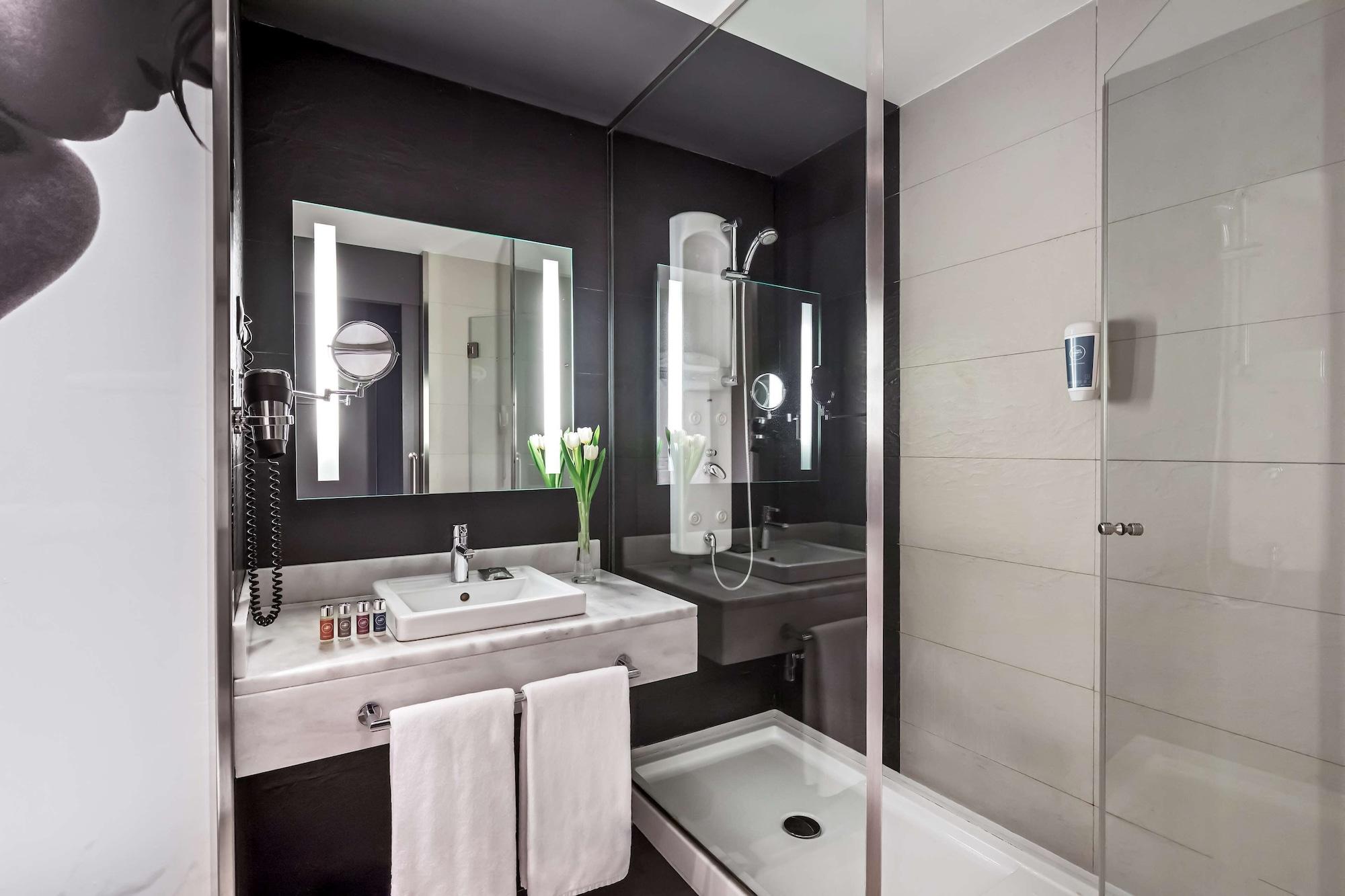 Hotel Zentral Castellana Norte Madrid Ngoại thất bức ảnh