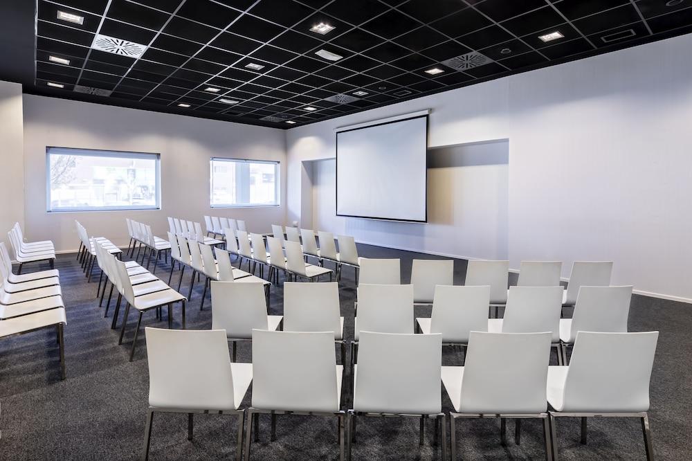 Hotel Zentral Castellana Norte Madrid Ngoại thất bức ảnh