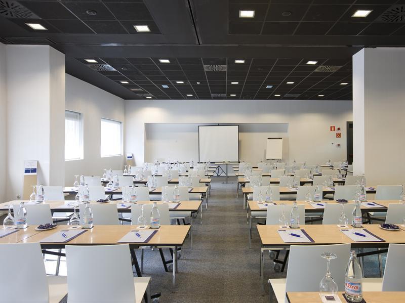Hotel Zentral Castellana Norte Madrid Ngoại thất bức ảnh