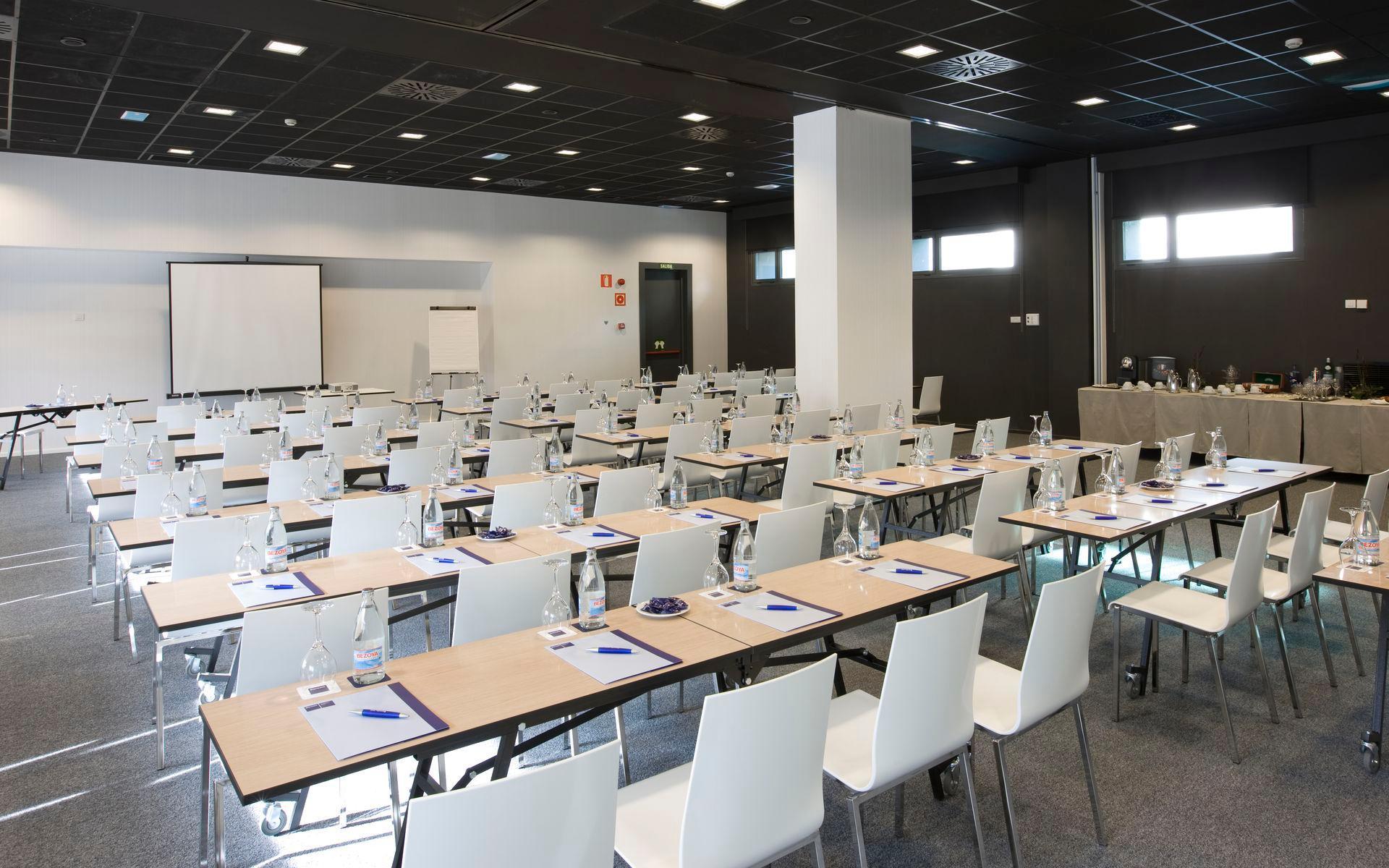 Hotel Zentral Castellana Norte Madrid Ngoại thất bức ảnh