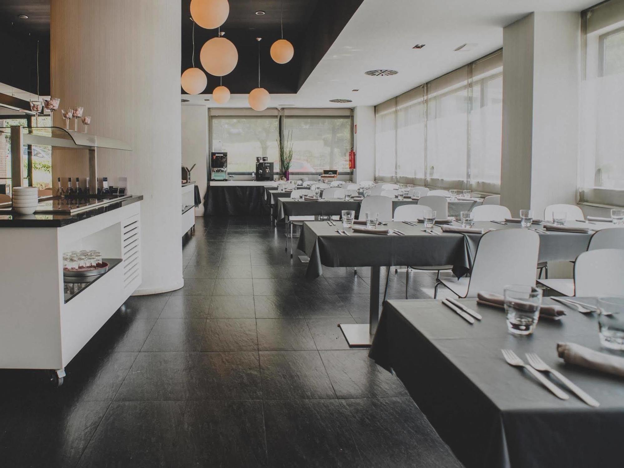 Hotel Zentral Castellana Norte Madrid Ngoại thất bức ảnh