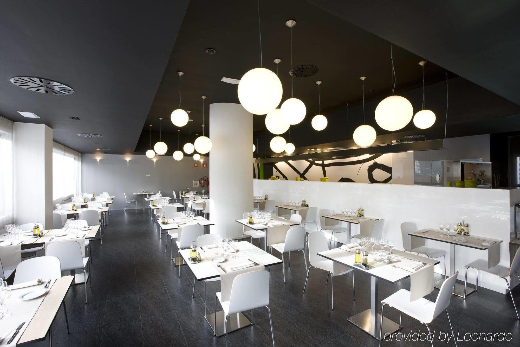 Hotel Zentral Castellana Norte Madrid Ngoại thất bức ảnh
